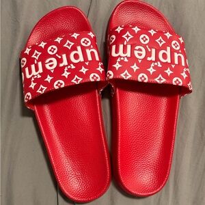 Supreme x Louis Vuitton Sliders Men’s Size 9